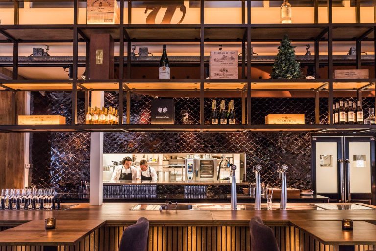 Luxury restaurant design for the Woodfever Waterproef restaurant